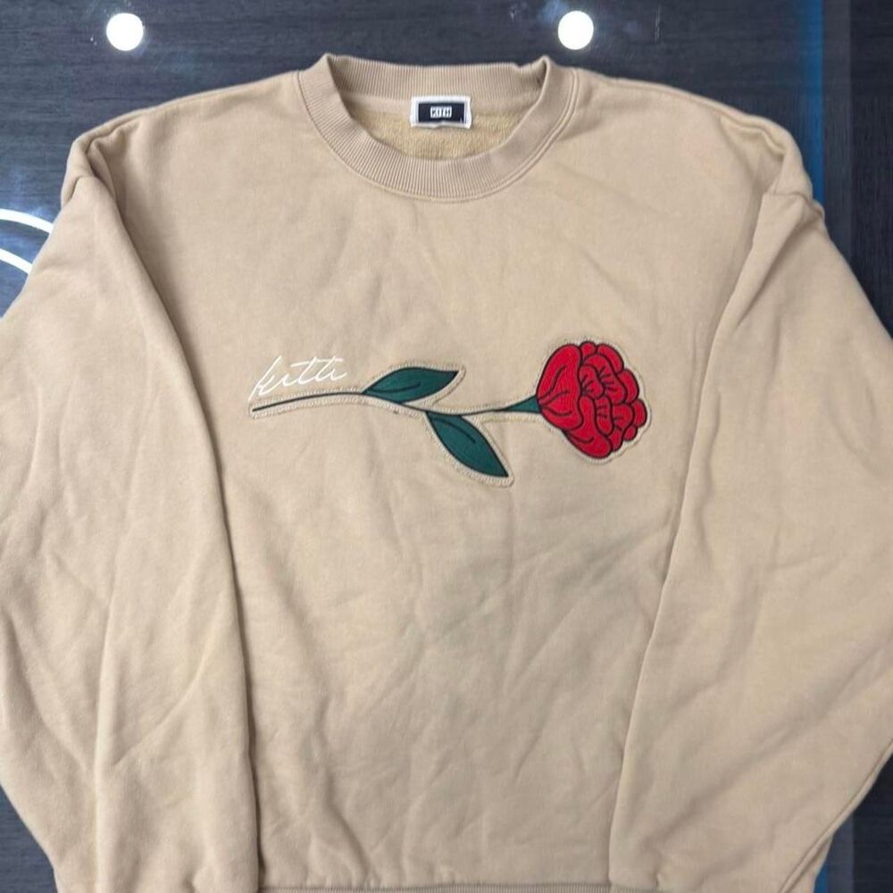 Kith Men's Cream and Tan Sweatshirt